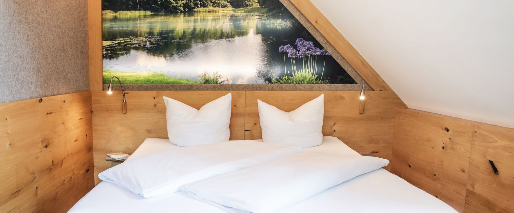 Gemütliches Doppelzimmer, Hotel, Restaurant, Tagungshotel, Waldblick, Pulsnitz, Friedersdorf, In Ruhe Entfalten, Auszeit, Eventlocation, Tagungslocation, schlafen, erholen, genießen, MICE